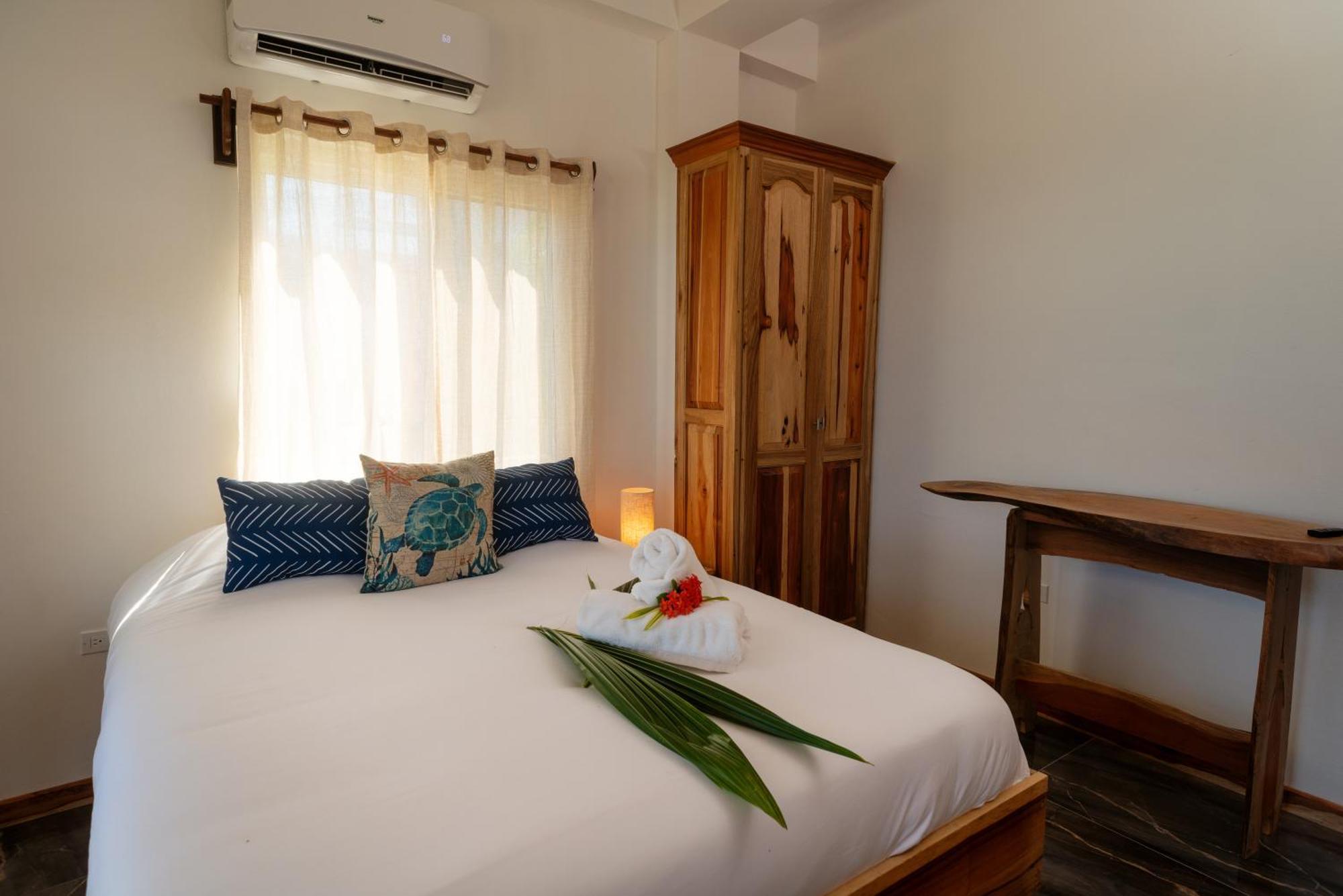 Sandy Feet Beach Resort Placencia Luaran gambar