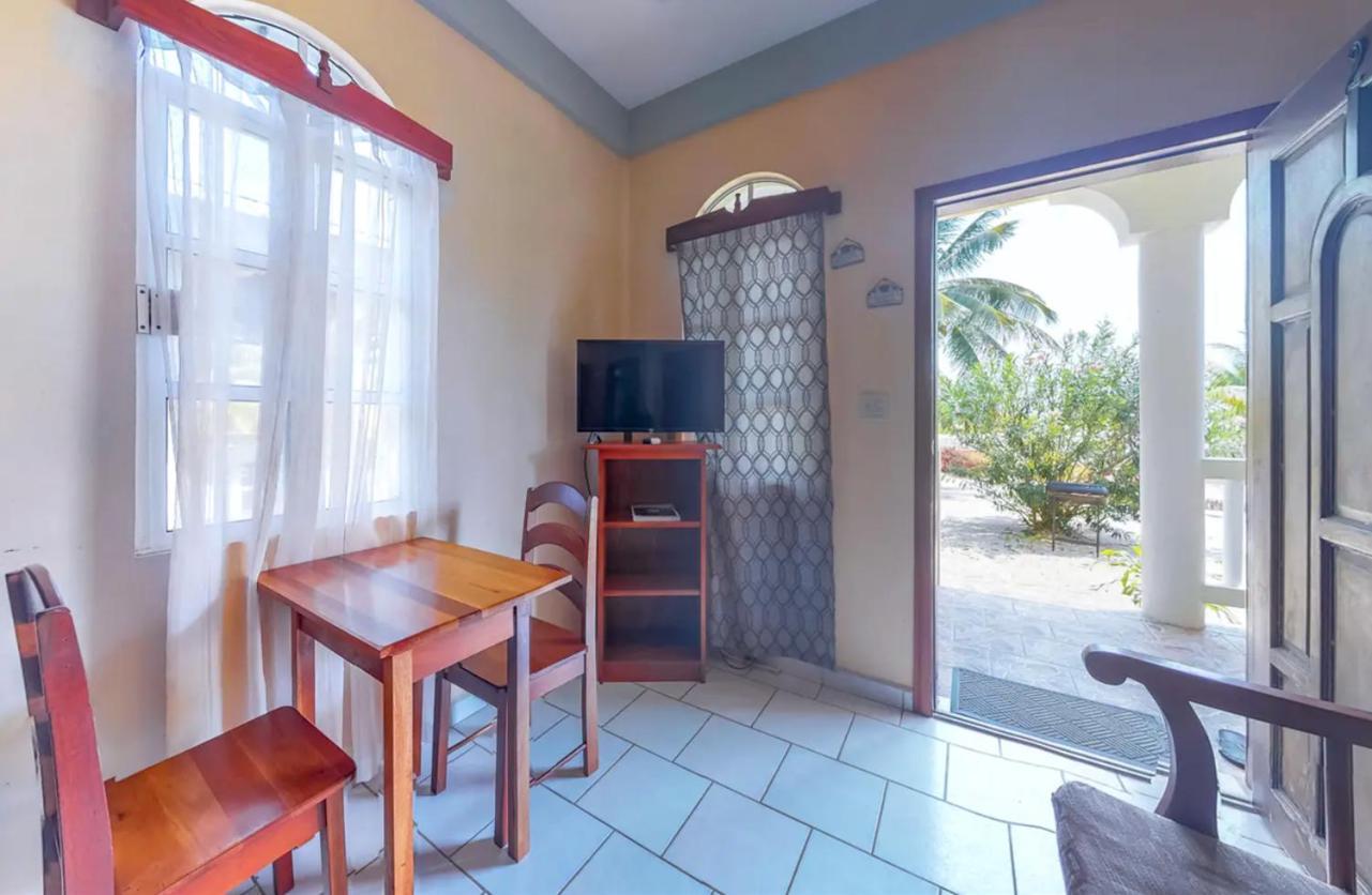 Sandy Feet Beach Resort Placencia Luaran gambar